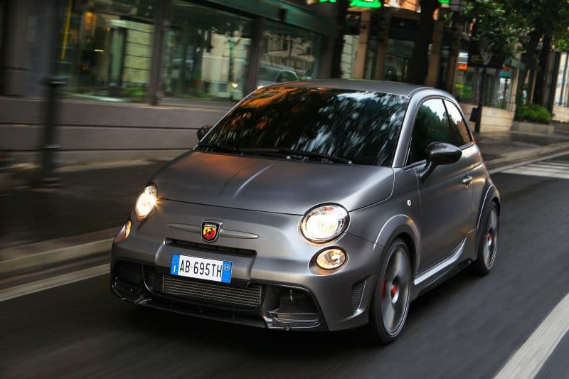 2 17 Abarth 695 Rivale 1.4 T-Jet (18  Hp) Automatic